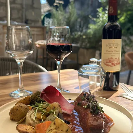 Отель Du Vieux Logis Restaurant 3*