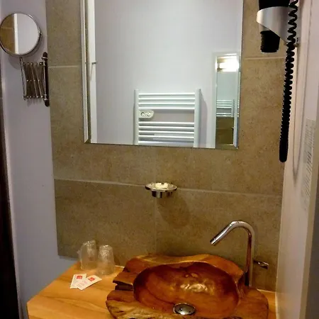 Hotel Du Vieux 3*
