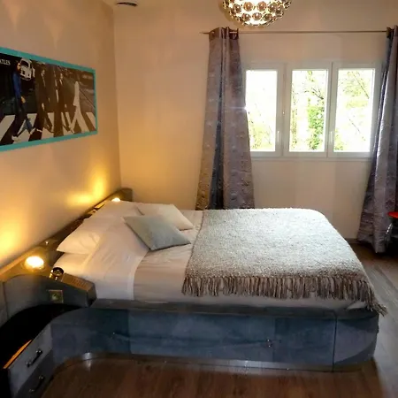 Du Vieux Hotel 3*