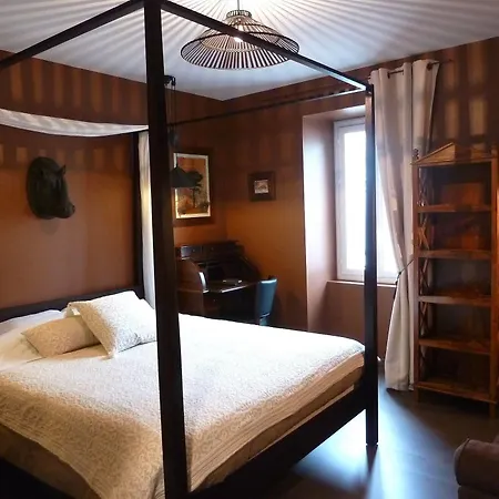 Du Vieux Hotel